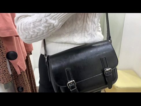 ❤️ Nyilvános maszturbáció a fiatal szuka FeralBerry egy dildóval a próbafülkében ️❌ Porno at hu.mass-pr.ru